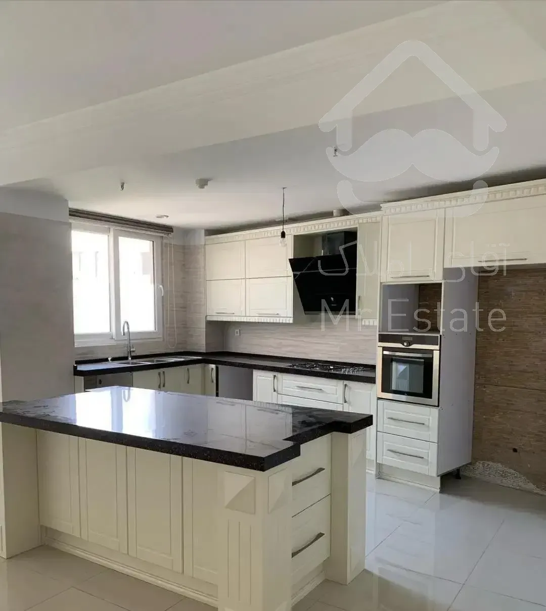 ۵۰ متری  لوکس و نوساز با لابی  محله شاهین شمالی