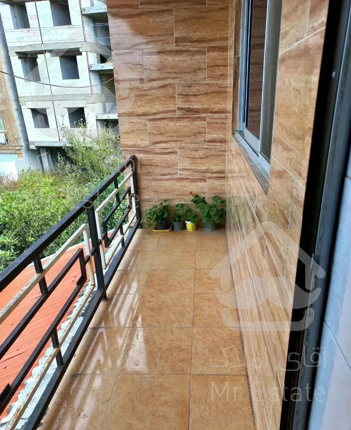 آپارتمان طبقه اول ۱۱۰متری کلا دو واحده رضوانشهر