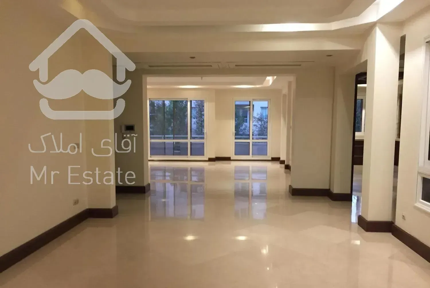 منظریه جنوبی 330 متر 4 خوابه تکواحدی