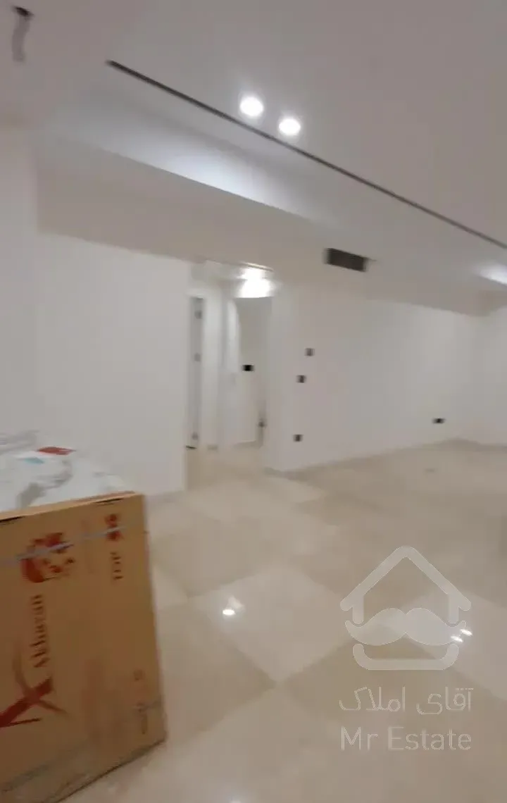 فلکه اول ۸۹ متر کلیدنخورده فول با روف گاردن