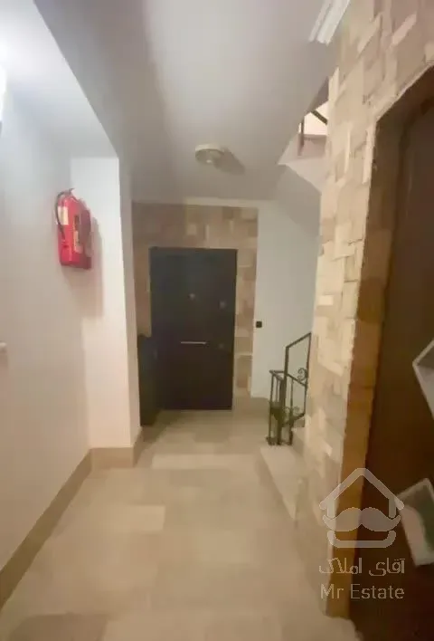 فروش آپارتمان ۱۴۲ متری خیابان گل شریعتی