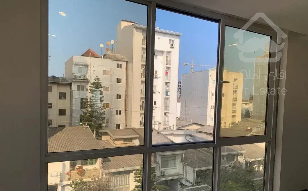 ۱۲۰متر غرق در نور