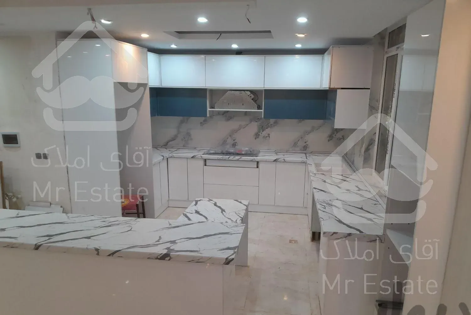 نصاب و سازنده کابینت ،کمد، دکور، پارتیشن