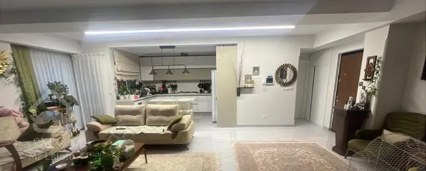 فروش آپارتمان ۱۱۶ متری ۳ خوابه در سنایی