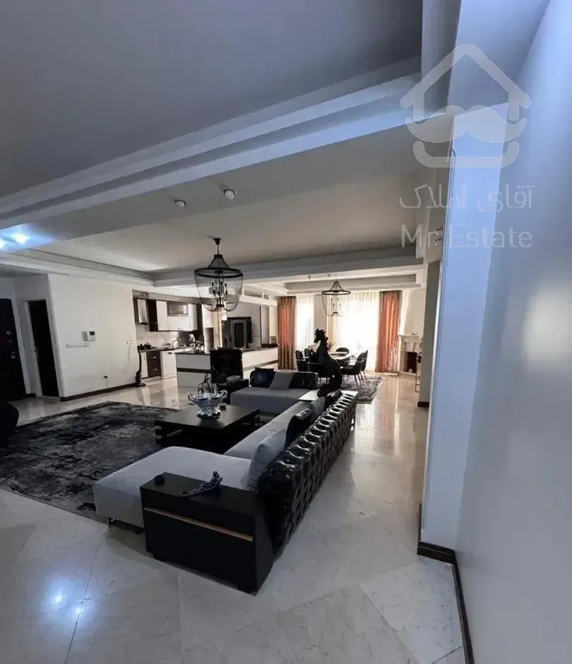 گلزار ۱۶۰متر سه خواب*غرق نور*/خوش نقشه/