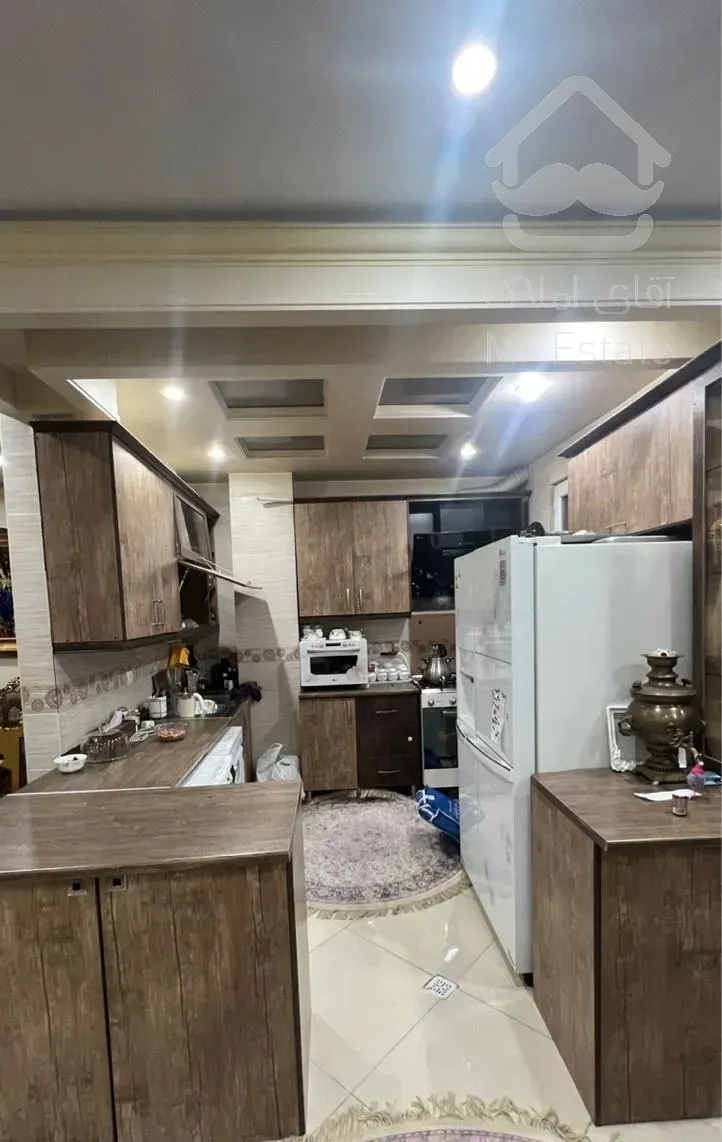 آپارتمان ۱۲۱ متری*فول*جمالزاده جنوبی*