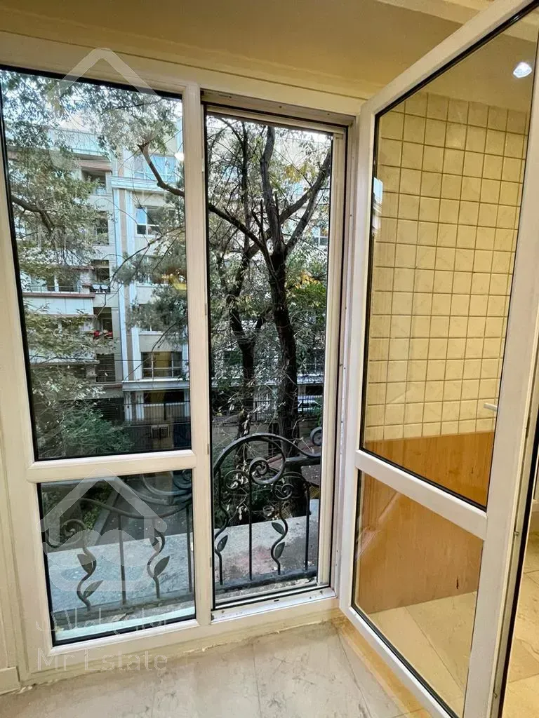 اجاره و رهن آپارتمان محمودیه 135  متر لوکس