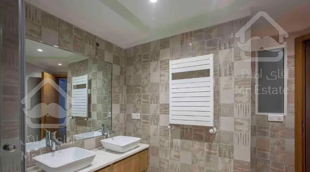 ۵۰۰ متر پنت هاوس در طبقه یازدهم با ویو و تراس بزرگ