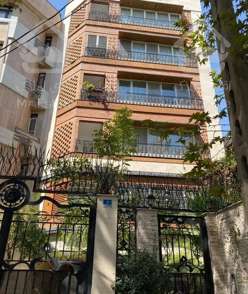 ۱۵۰متر۳خواب تک واحدی طبقه۲شریعتی(متروی قلهک)