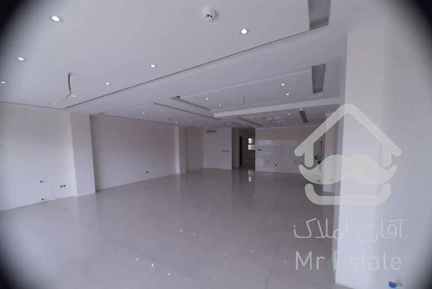 آپارتمان ۱۳۰ متری ، کلید نخورده