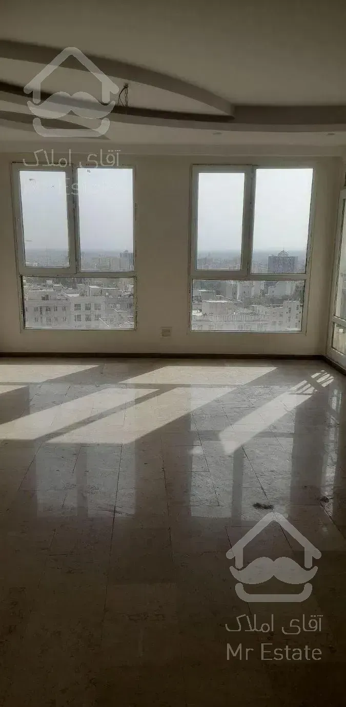 ۸۲مترصادقیه/برج باغ مجلل گلاب/کلیدنخورده