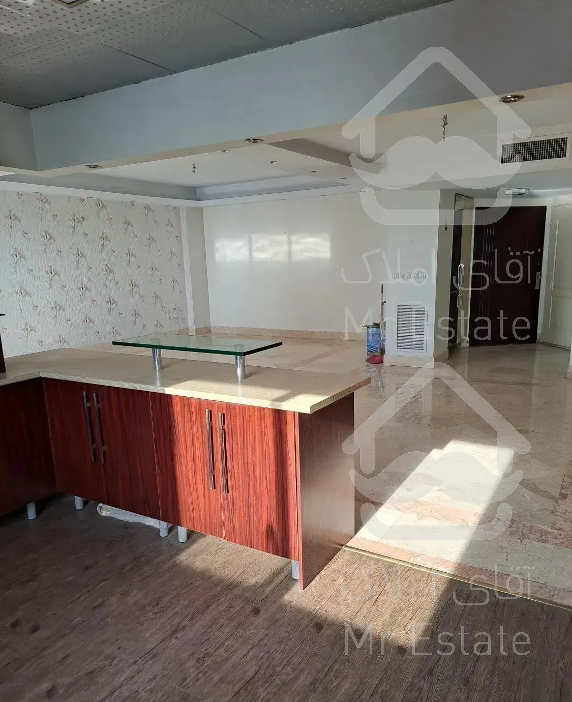 ۱۲۶ متر ۲ خوابه دید کل تهران بام سعادت آباد