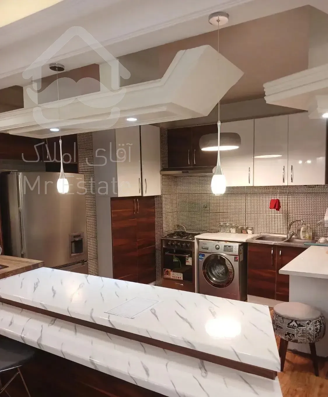 ۱۰۰ متر دو خواب مبله صرافهای جنوبی فول