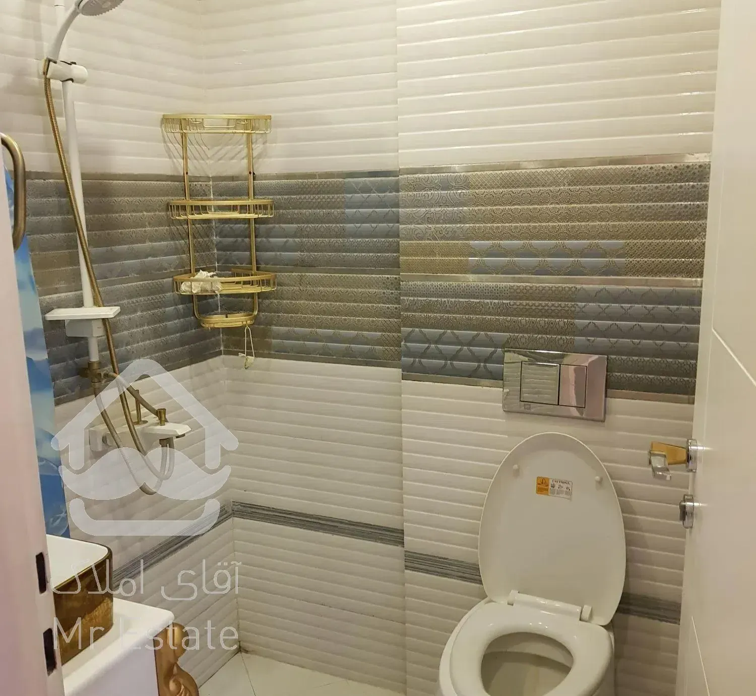 ۱۰۷ متر شمال خواجه عبدالله