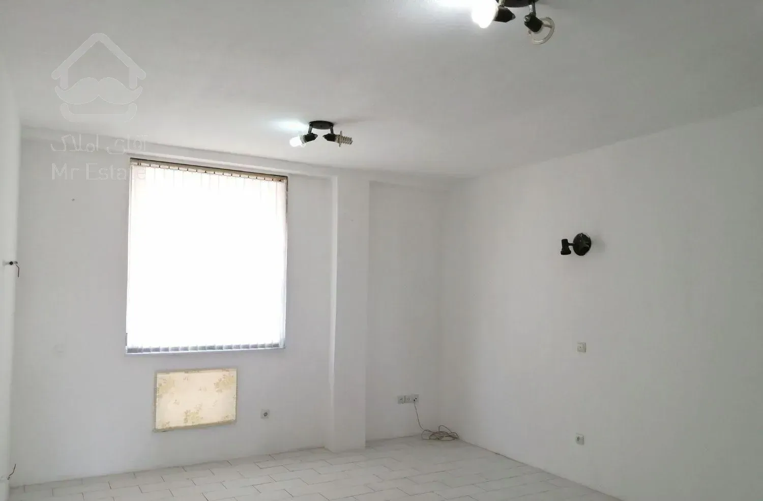 واحد ۸۰ متری/بازسازی شده/پاسداران با دید دریا