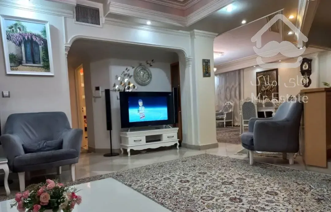 آپارتمان ۱۳۵ متری غرق نور  محله ی شهرآرا