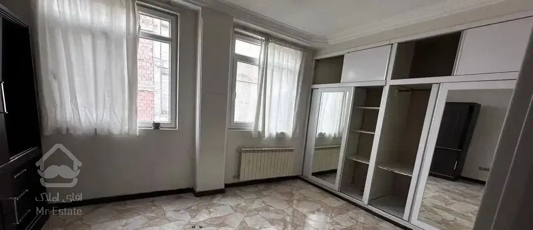 106 متر مسکونی تک واحدی با قدرالسهم. نقشه استثنایی