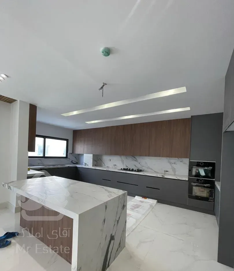 اپارتمان تک واحدی ساحلی استخر دار(امینی)