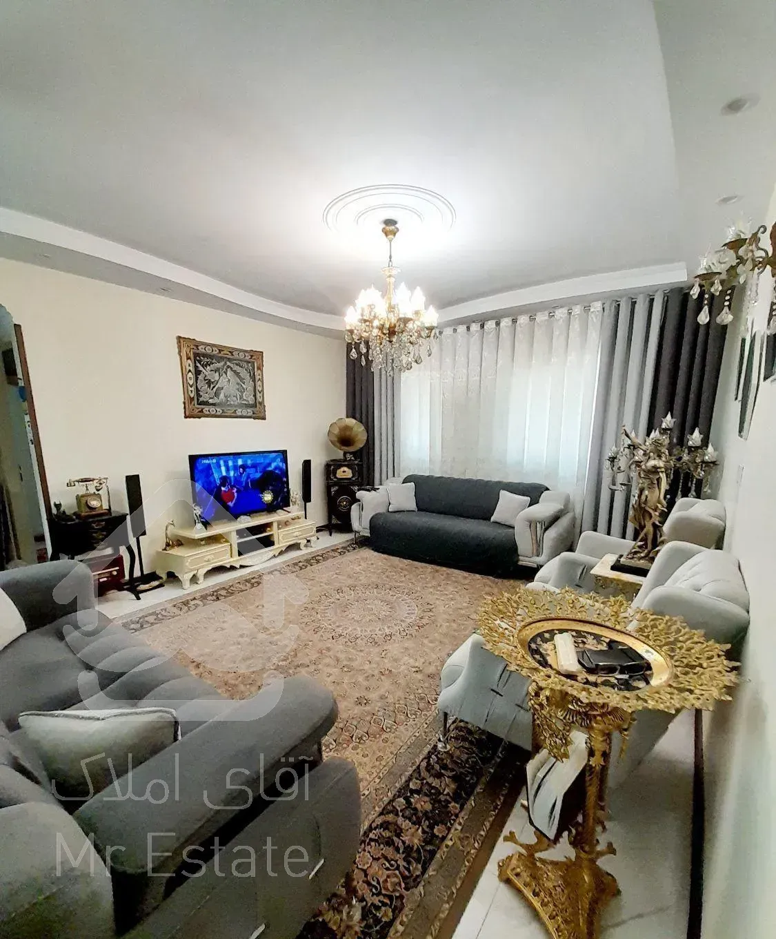 ۶۹ متری /۲ خوابه/ طبقه ۳