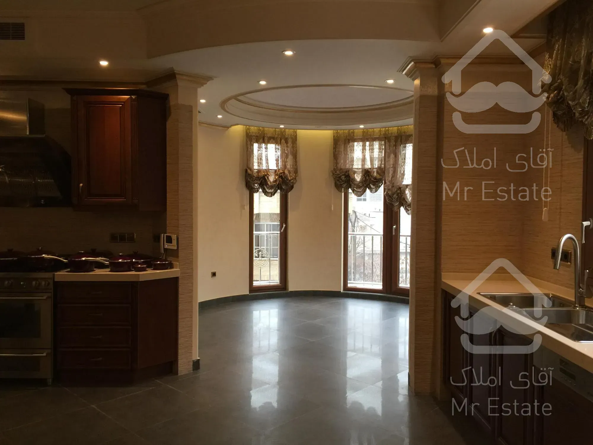 سنبل فروش ۴۲۵ متر کلاسیک تکواحدی مارکدار