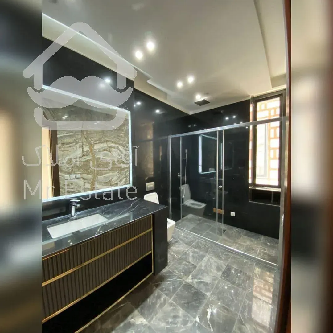 رهن کامل اپارتمان‌ در فرمانیه ۴ خواب ۳۵۰متر