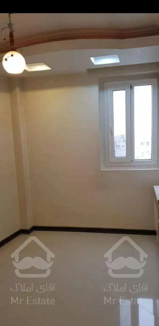 خردمند جنوبی ۱۱۵ متر سه خواب مسکونی