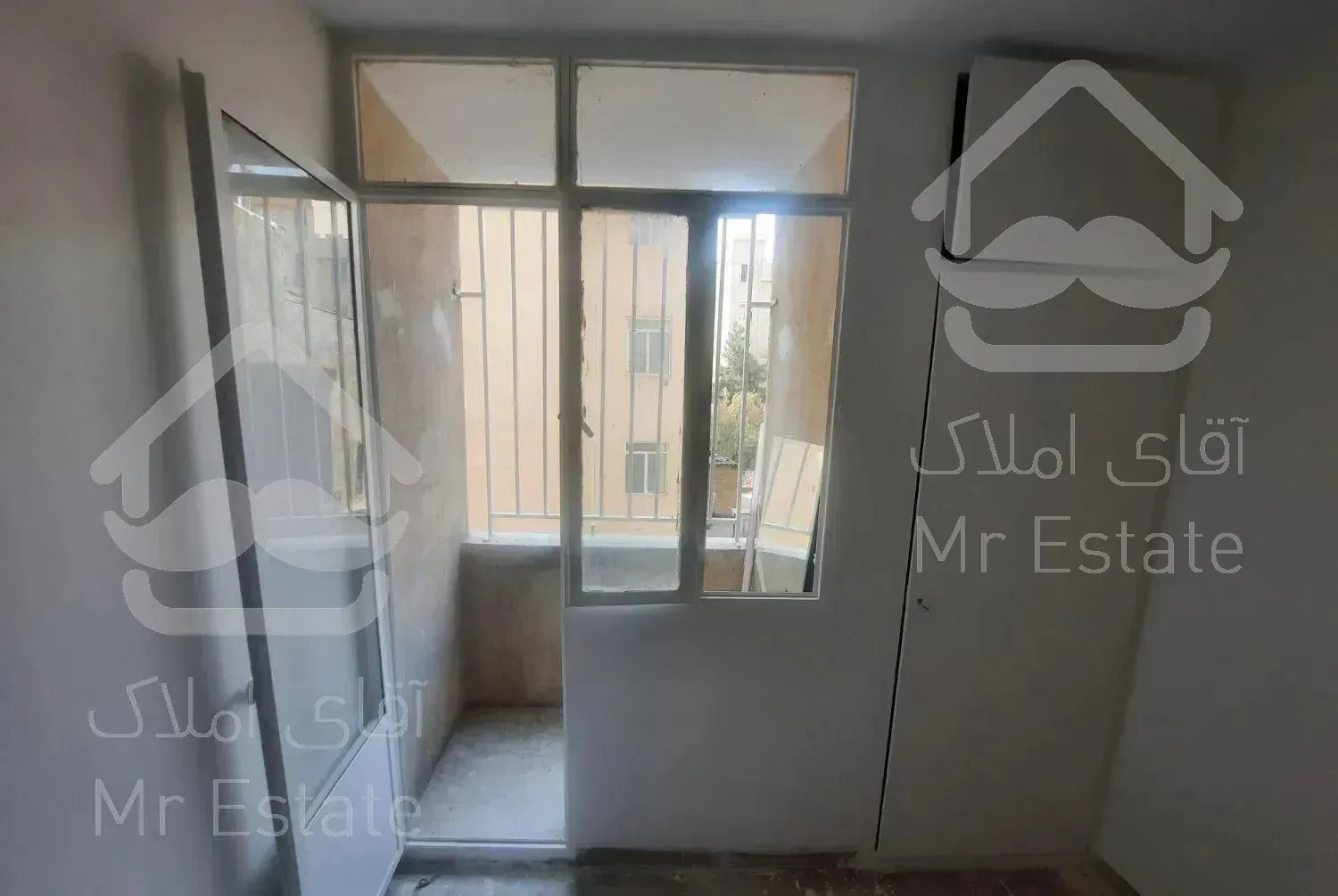 آپارتمان ۸۴ متری تکاوران