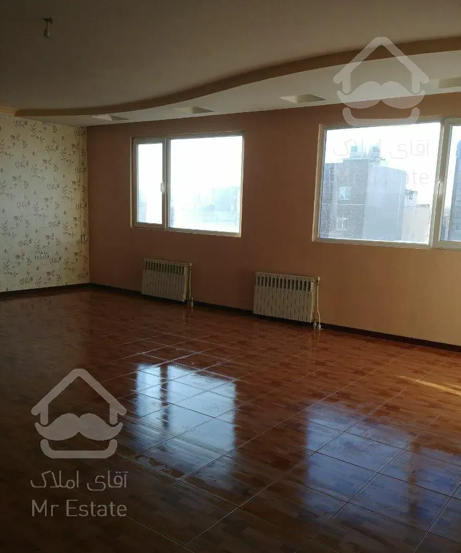 اپارتمان دوخوابه 110 متر حاشیه سناباد