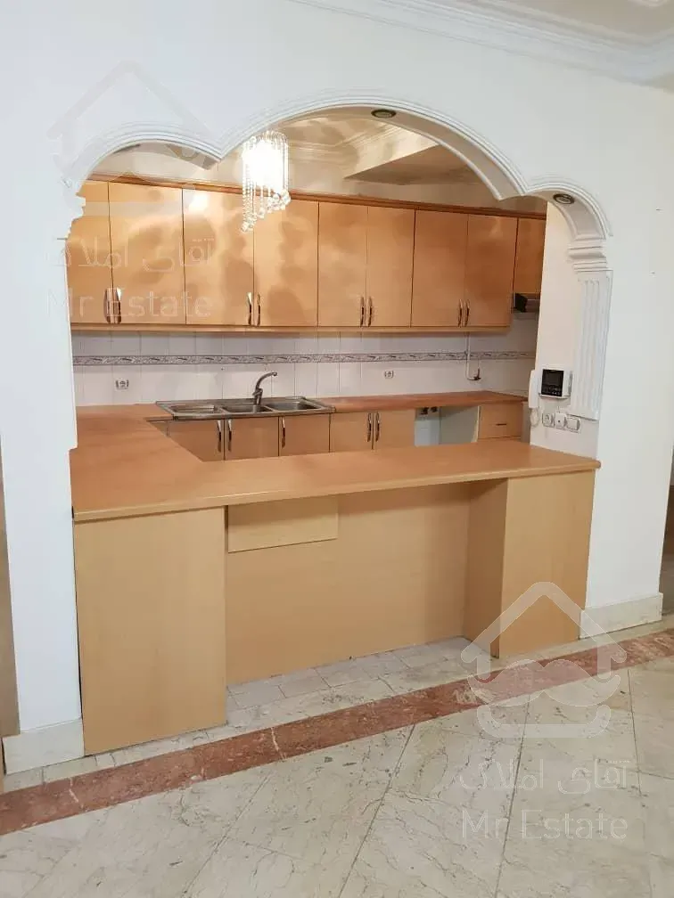 آپارتمان ۱۴۱ متری سعادت آباد