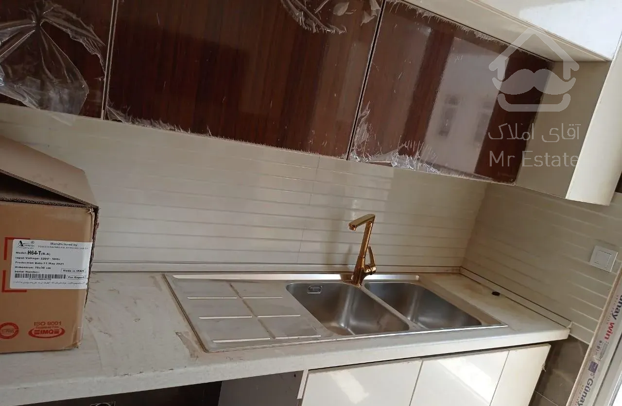 آپارتمان ۱۰۰ متری دو خوابه