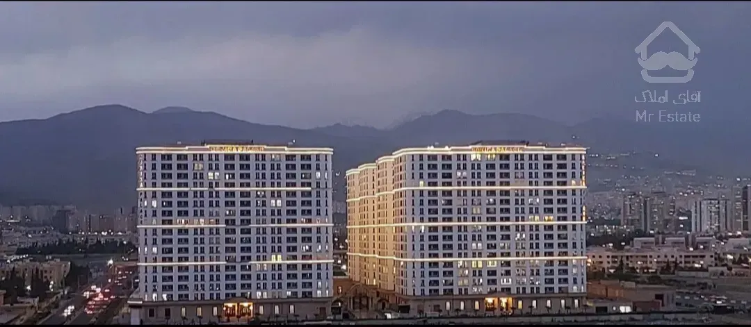 فروش ۱۱۰متر ۲خواب در کوهک برج مجلل کوهک با امضا حاج رحیم قربانی