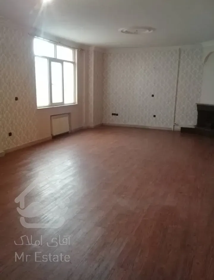 فروش 116 متری آجودانیه