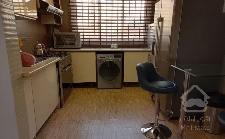 فروش 64 متری دولت