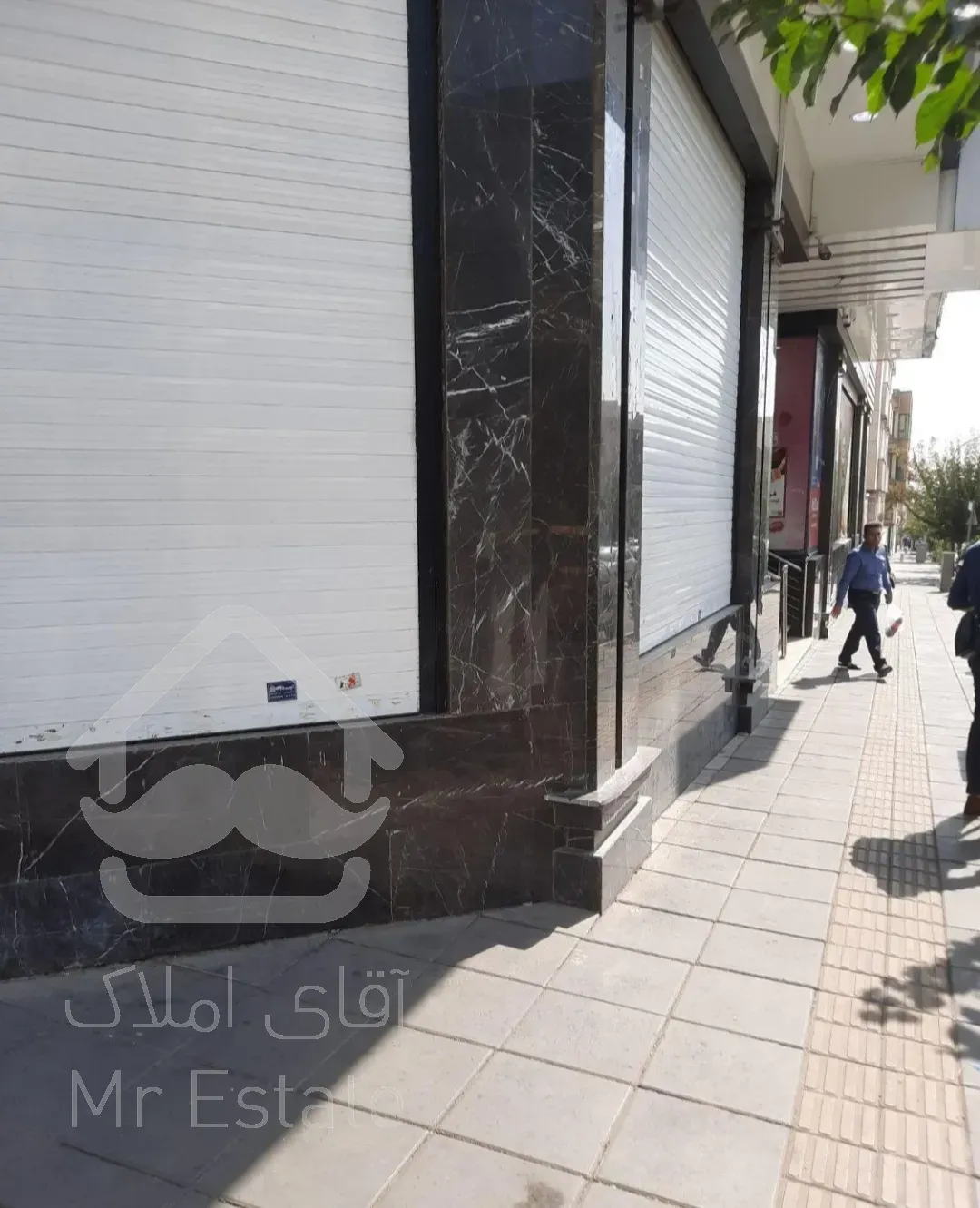 فروش 150 متر تجاری هروی