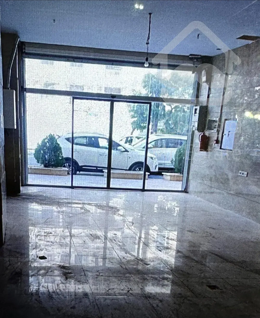 اجاره مغازه 160 متری اختیاریه