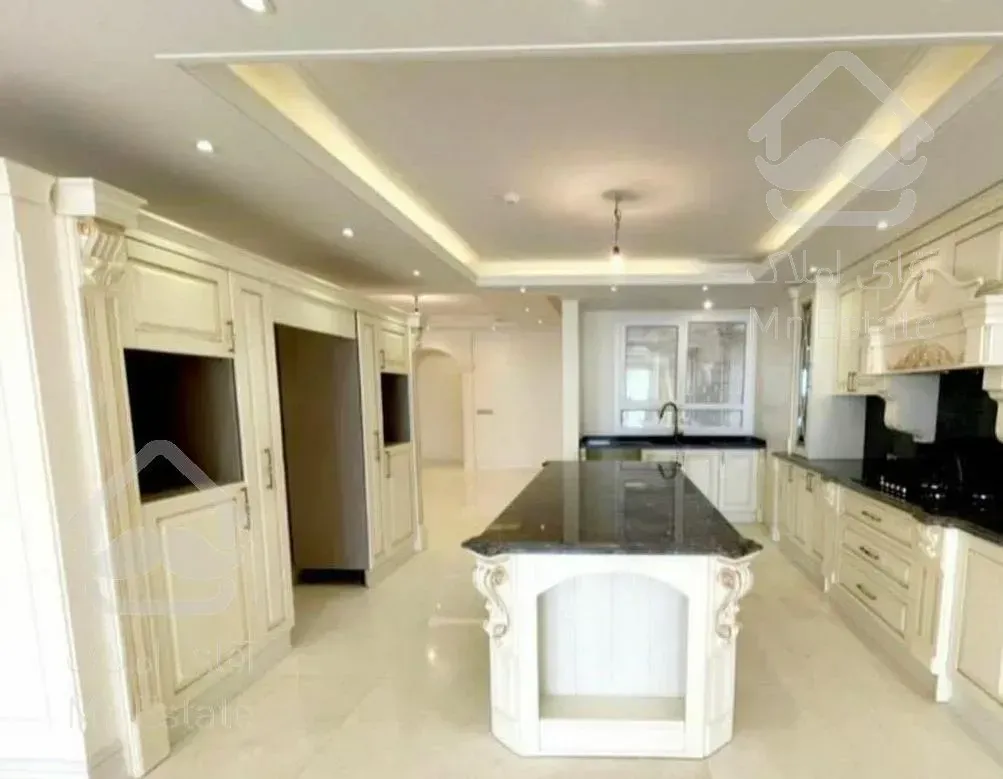 270 متر در تاپ لوکیشن دیباجی جنوبی