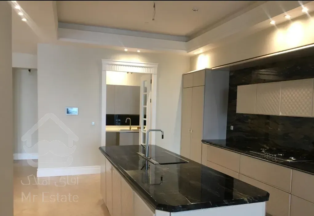 اجاره 215 متری فرمانیه