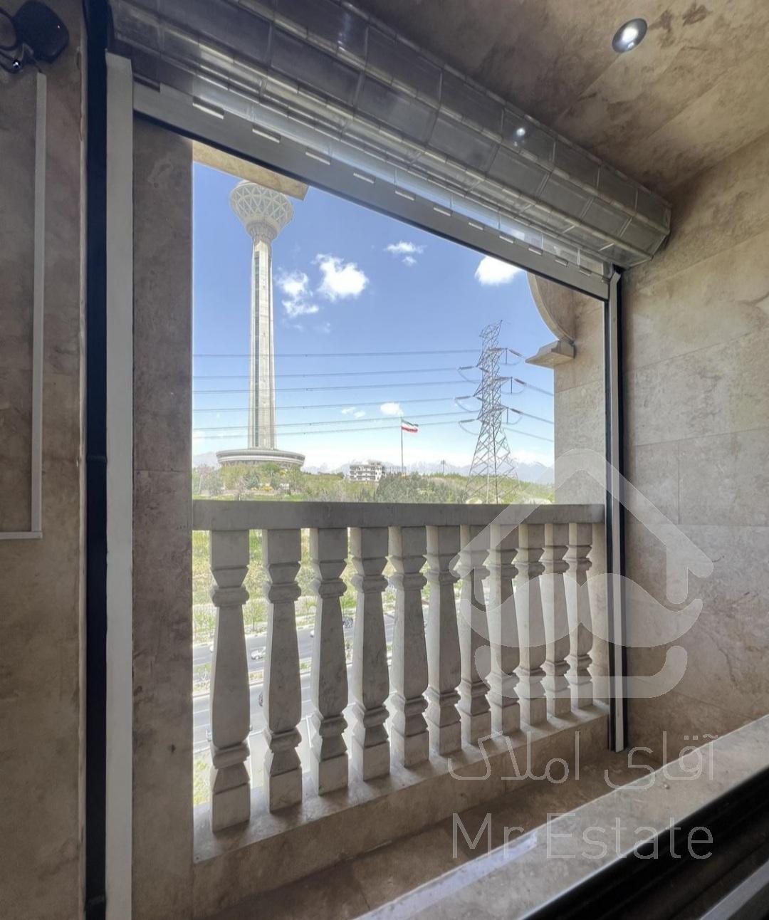 ۱۶۰مترنوساز برند۲پارکینگ زوج چسب پارک