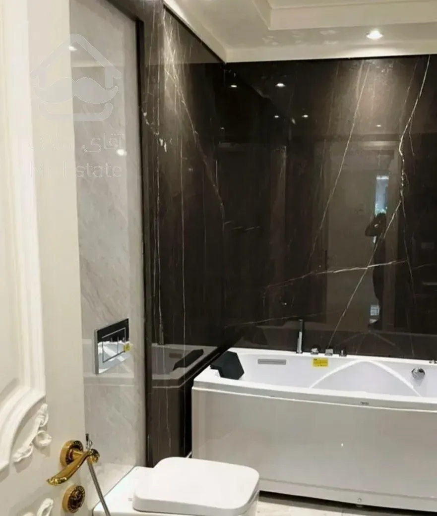 فروش 200 متری پاسداران