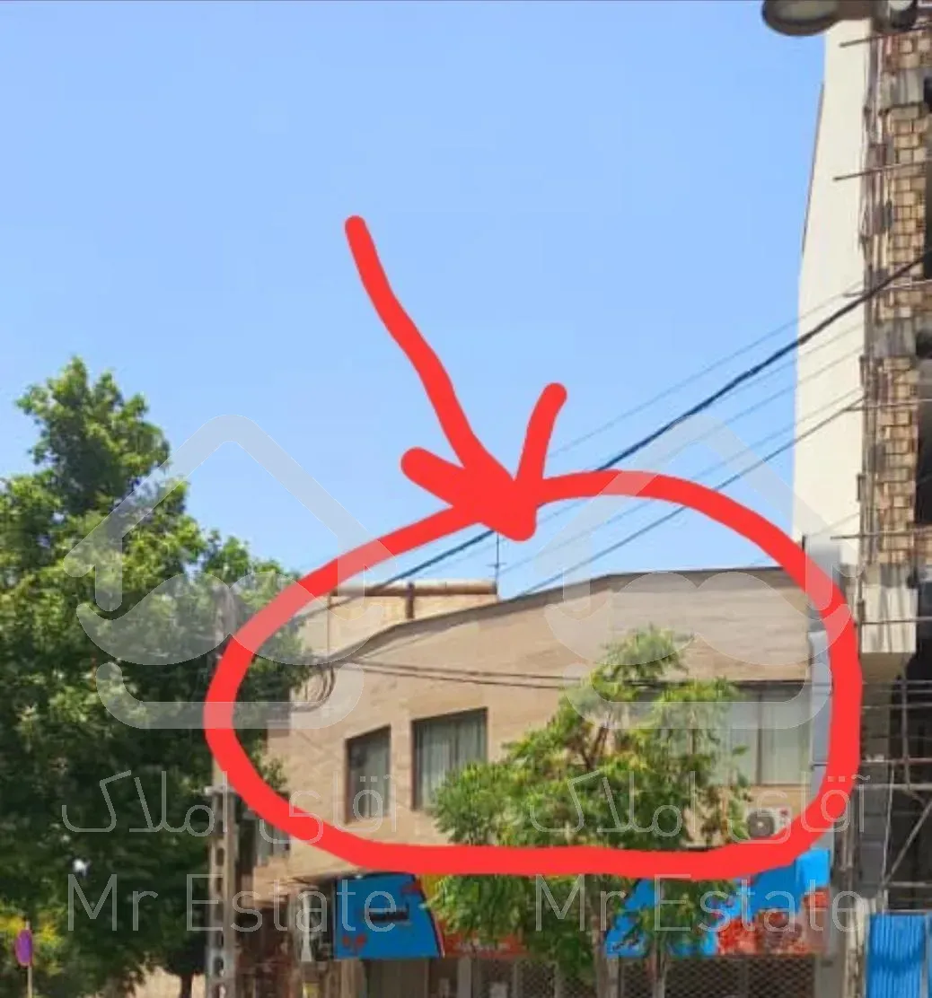 اپارتمان با موقعیت اداری و تجاری سر نبش سه راه