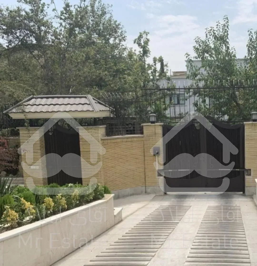 خانه ویلایی در شهرک دانشگاه شریف اردستانی