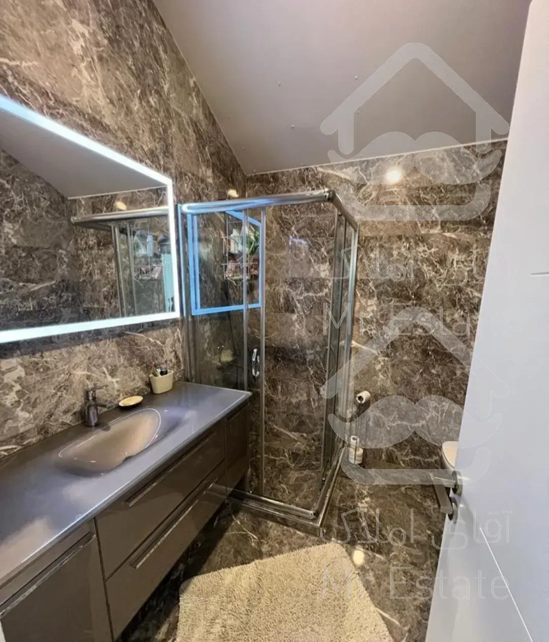 خانه ویلایی در شهرک دانشگاه شریف اردستانی