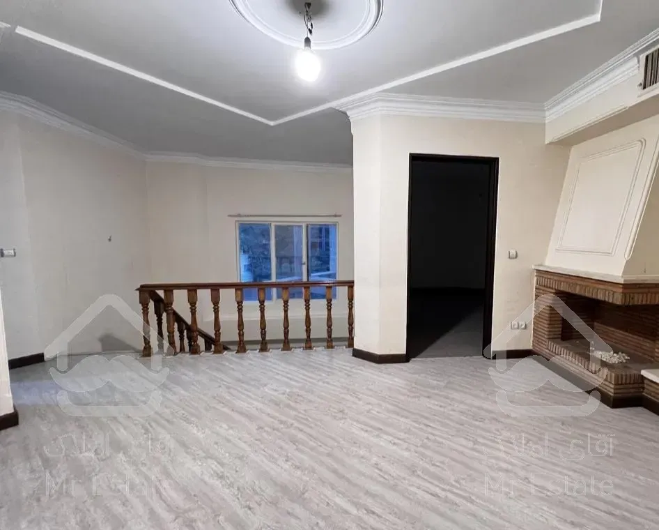 خانه ویلایی در شهرک دانشگاه شریف اردستانی