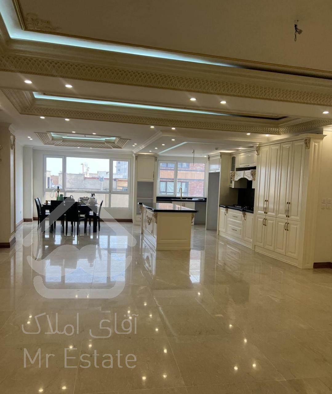 فروش آپارتمان ۱۶۰ متری در نیاوران