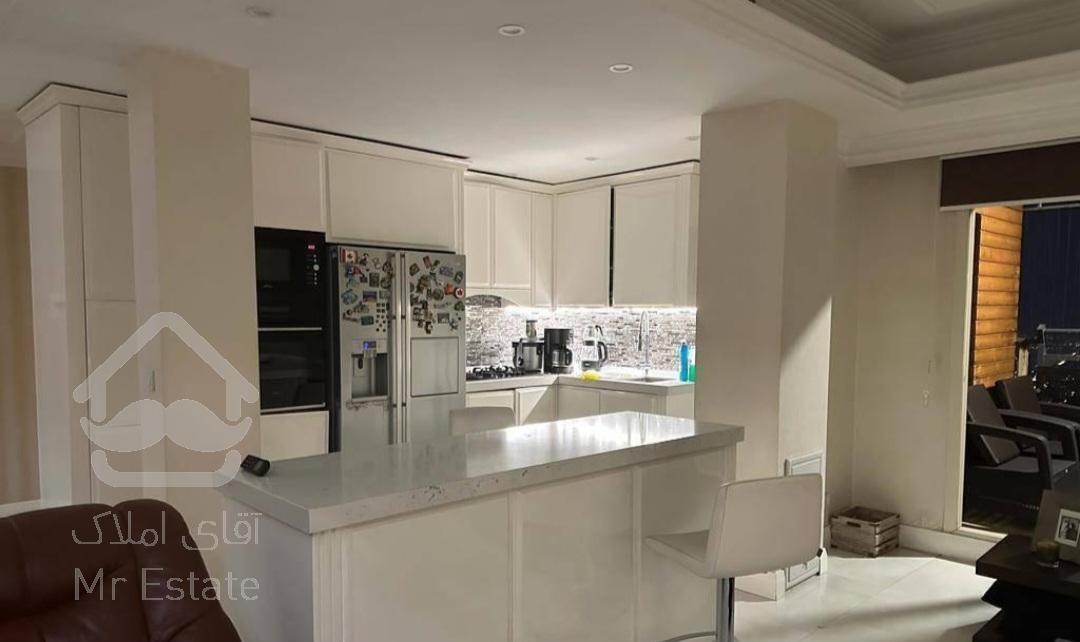 آپارتمان ۱۵۵ متری برای فروش در نیاوران