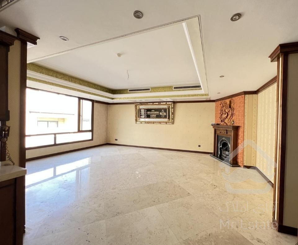 آپارتمان ۱۹۰‌ متری برای اجاره در فرمانیه