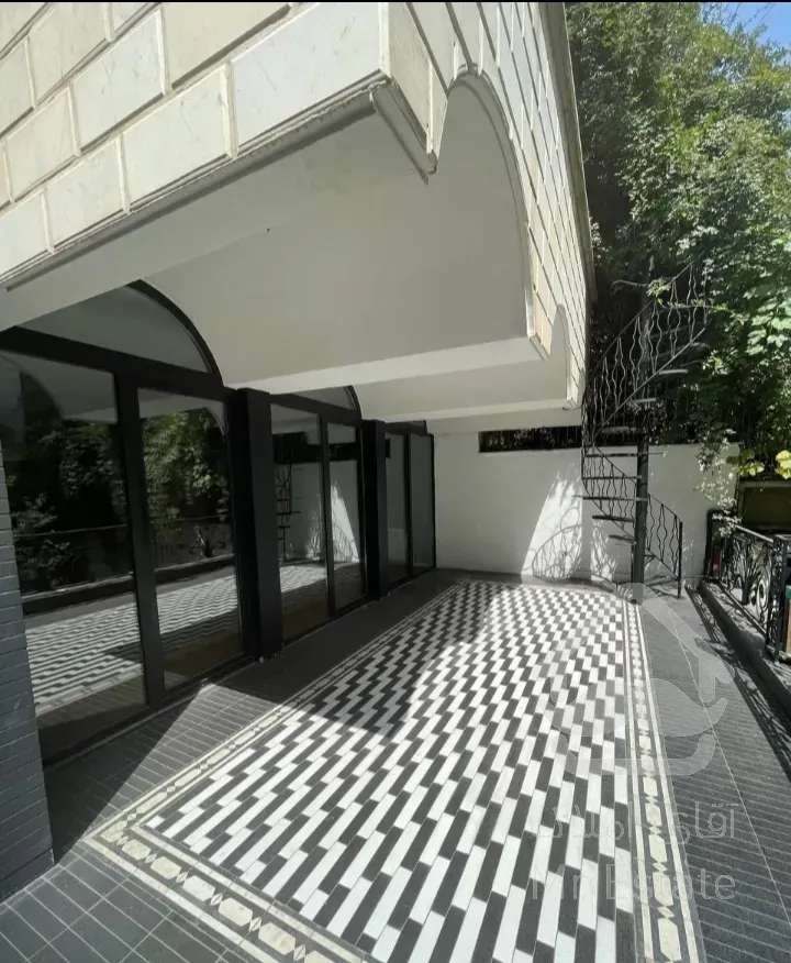 ۶۰۰ متر دوبلکس نیاوران ، ۵۰۰ متر حیاط، کار و سکونت