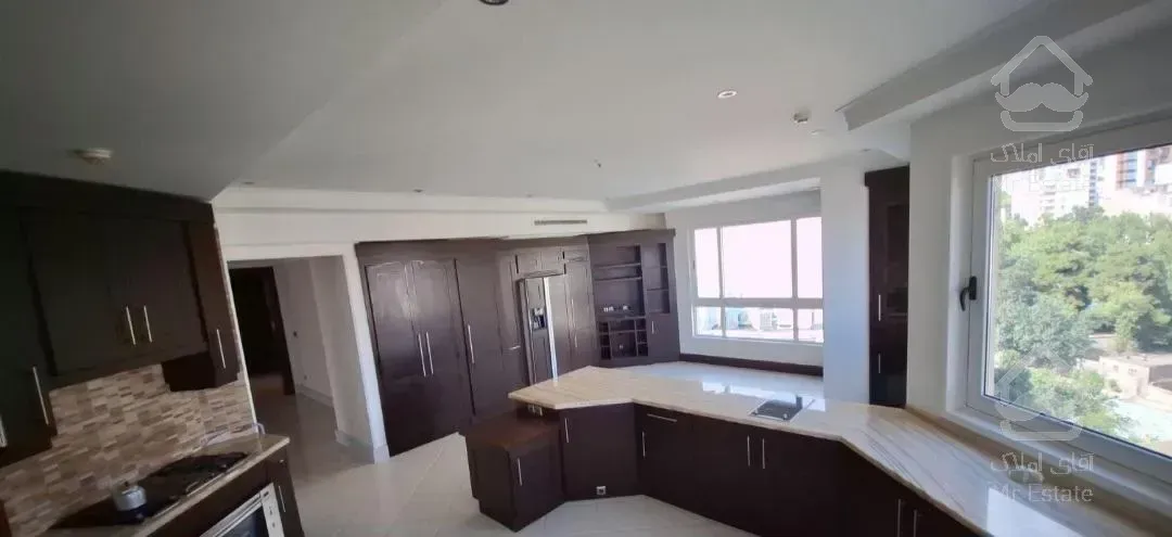 آپارتمان ۳۰۰ متری برای اجاره در الهیه