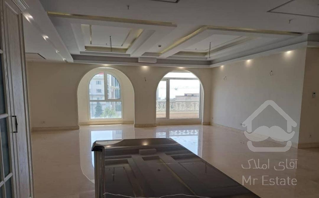 آپارتمان ۲۵۰‌متری برای فروش در فرمانیه