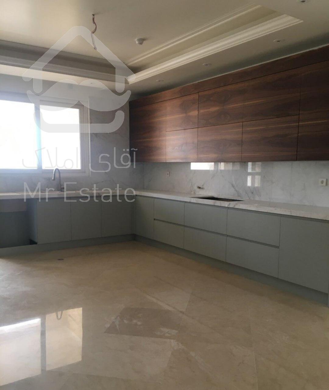 آپارتمان ۳۱۸ متری برای اجاره در ولنجک